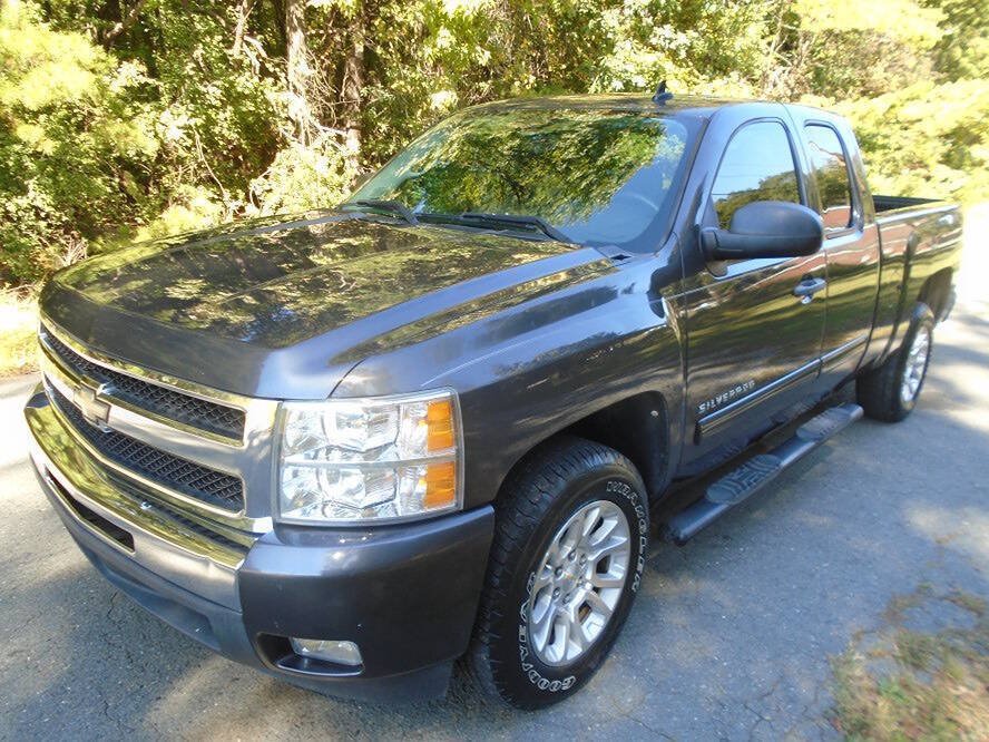 Used 2011 Chevrolet Silverado 1500 LT w/ All-Star Edition RWD image 1