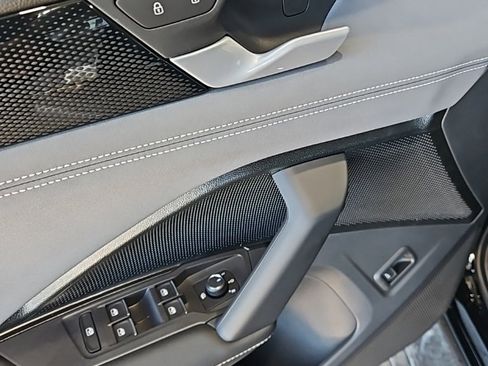 New 2026 Volkswagen Tiguan SE image 27