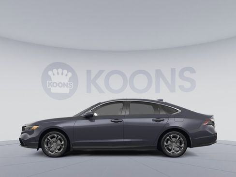 Used 2023 Honda Accord EX image 2