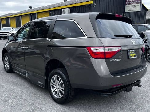 Used 2011 Honda Odyssey EX-L image 8