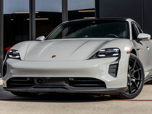 Certified 2023 Porsche Taycan GTS image 7