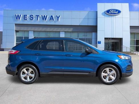 Used 2021 Ford Edge SE FWD image 2