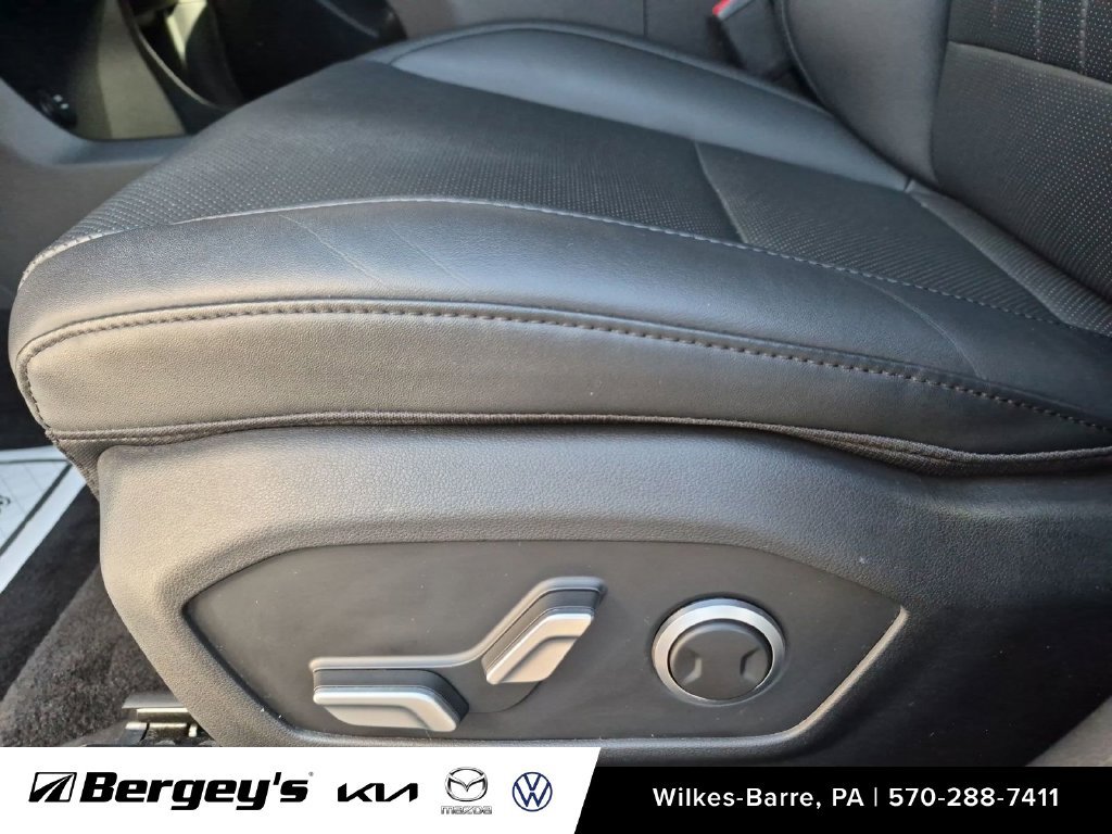 Used 2025 Hyundai Santa Fe XRT AWD/4WD image 21