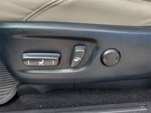 Used 2022 Toyota 4Runner SR5 image 13