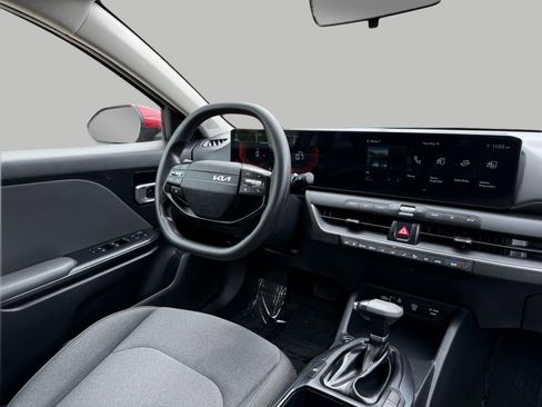 Used 2025 Kia K4 FWD image 29