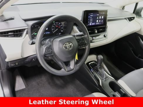 Used 2023 Toyota Corolla LE image 13