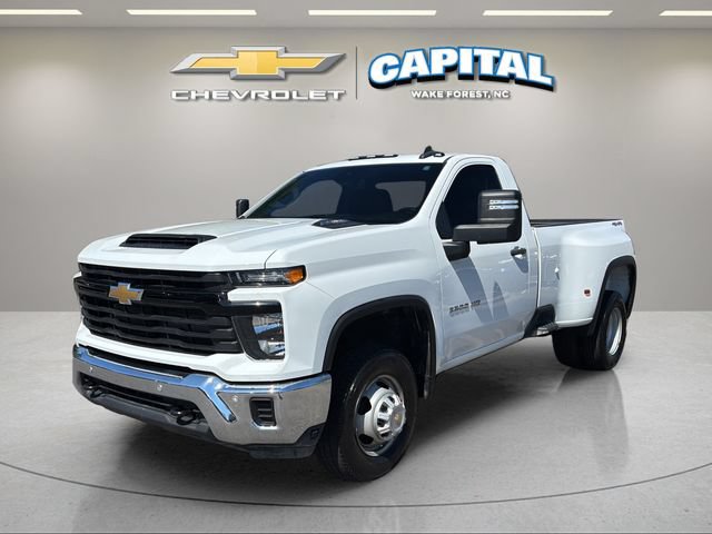 Used 2025 Chevrolet Silverado 3500 W/T AWD/4WD image 9