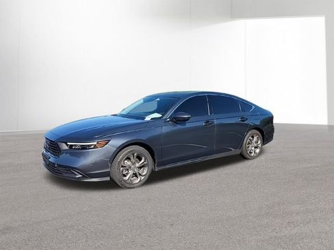 Used 2024 Honda Accord EX image 4