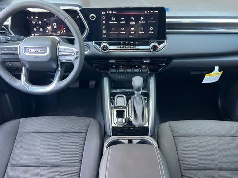 New 2025 GMC Canyon Elevation w/ Technology Package image 10