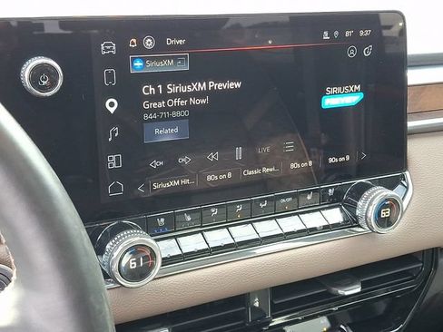 Used 2025 GMC Canyon Denali AWD/4WD image 15