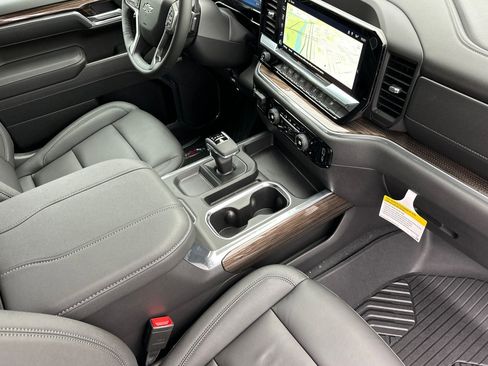 New 2026 Chevrolet Silverado 1500 LT Trail Boss w/ Safety Package image 13