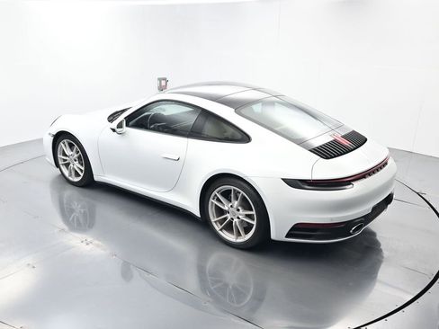 Certified 2022 Porsche 911 Carrera image 31