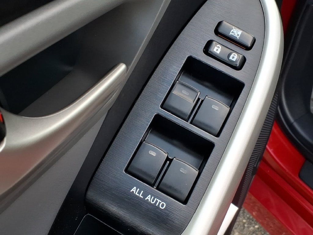 Used 2014 Toyota Prius Four FWD image 10