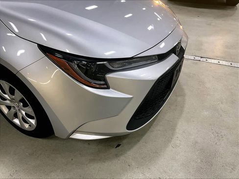 Certified 2022 Toyota Corolla LE image 5