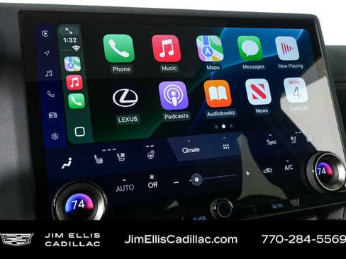 Used 2025 Lexus GX 550 AWD/4WD image 16