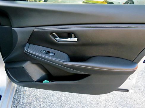 Used 2022 Nissan Sentra SV w/ All-Weather Package image 28