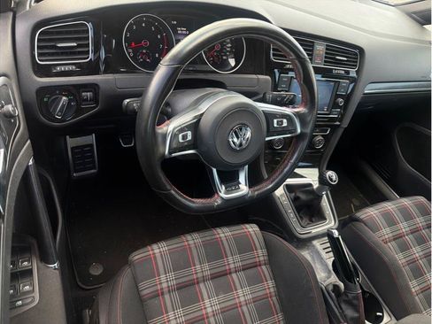 Used 2018 Volkswagen GTI S FWD image 2