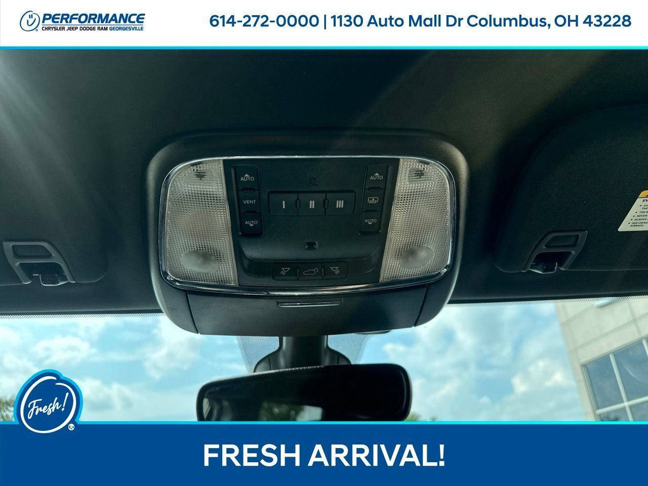 Used 2020 Jeep Grand Cherokee Limited w/ Luxury Group II AWD/4WD image 24