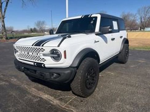 Used 2023 Ford Bronco Badlands image 1