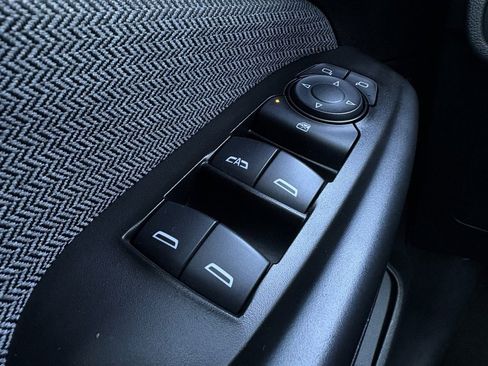 Used 2023 Chevrolet TrailBlazer LT image 12