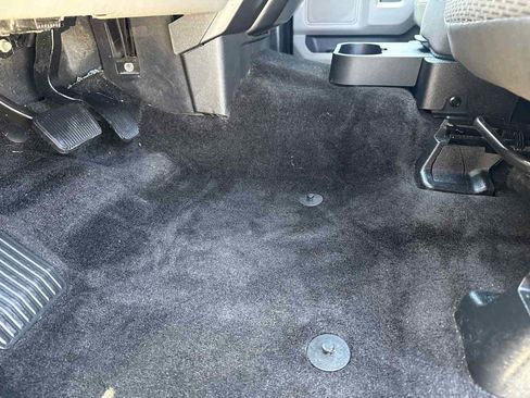 Used 2018 Ford F150 XLT RWD image 9