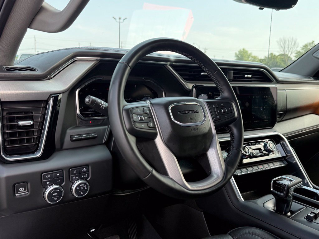 Used 2024 GMC Sierra 1500 Denali w/ Denali Reserve Package AWD/4WD image 11