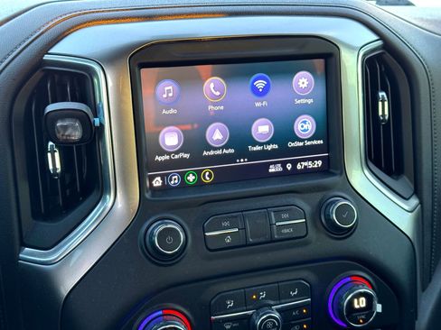 Used 2020 Chevrolet Silverado 1500 LT w/ Texas Edition image 26