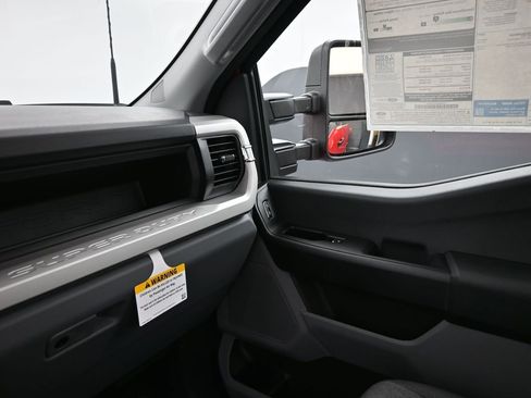 New 2026 Ford F250 XL image 19