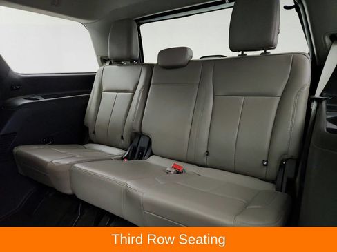 Used 2020 Ford Expedition XLT w/ Equipment Group 201A AWD/4WD image 25