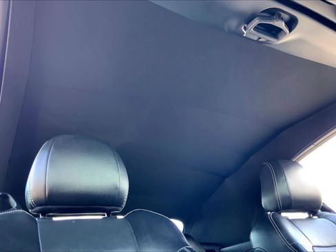 Used 2019 Ford Mustang Premium RWD image 14