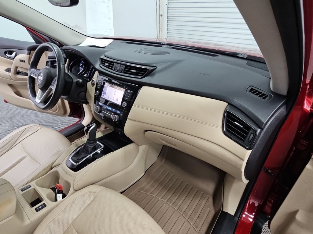 Used 2017 Nissan Rogue SL w/ SL Premium Package FWD image 41