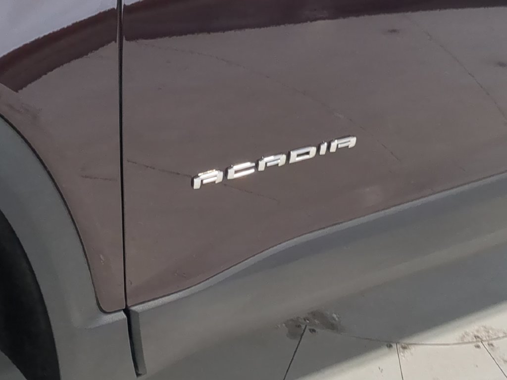 Used 2020 GMC Acadia SLE AWD/4WD image 13