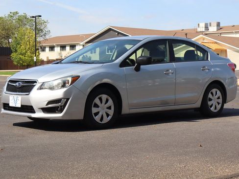 Used 2016 Subaru Impreza 2.0i AWD/4WD image 11