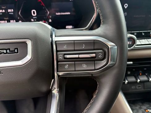 Used 2023 GMC Canyon Denali AWD/4WD image 31
