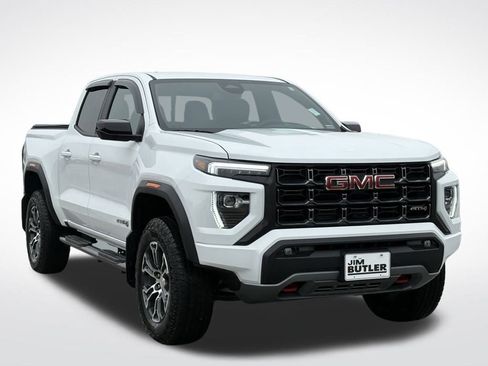 Used 2023 GMC Canyon AT4 image 9