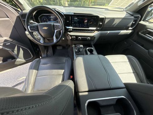 Used 2023 Chevrolet Silverado 1500 LTZ AWD/4WD image 20