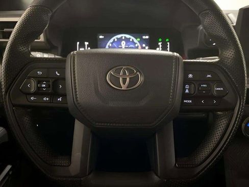 Used 2025 Toyota Tacoma SR5 image 34