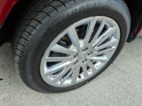 Used 2015 Lincoln MKX FWD w/ Equipment Group 102A image 16