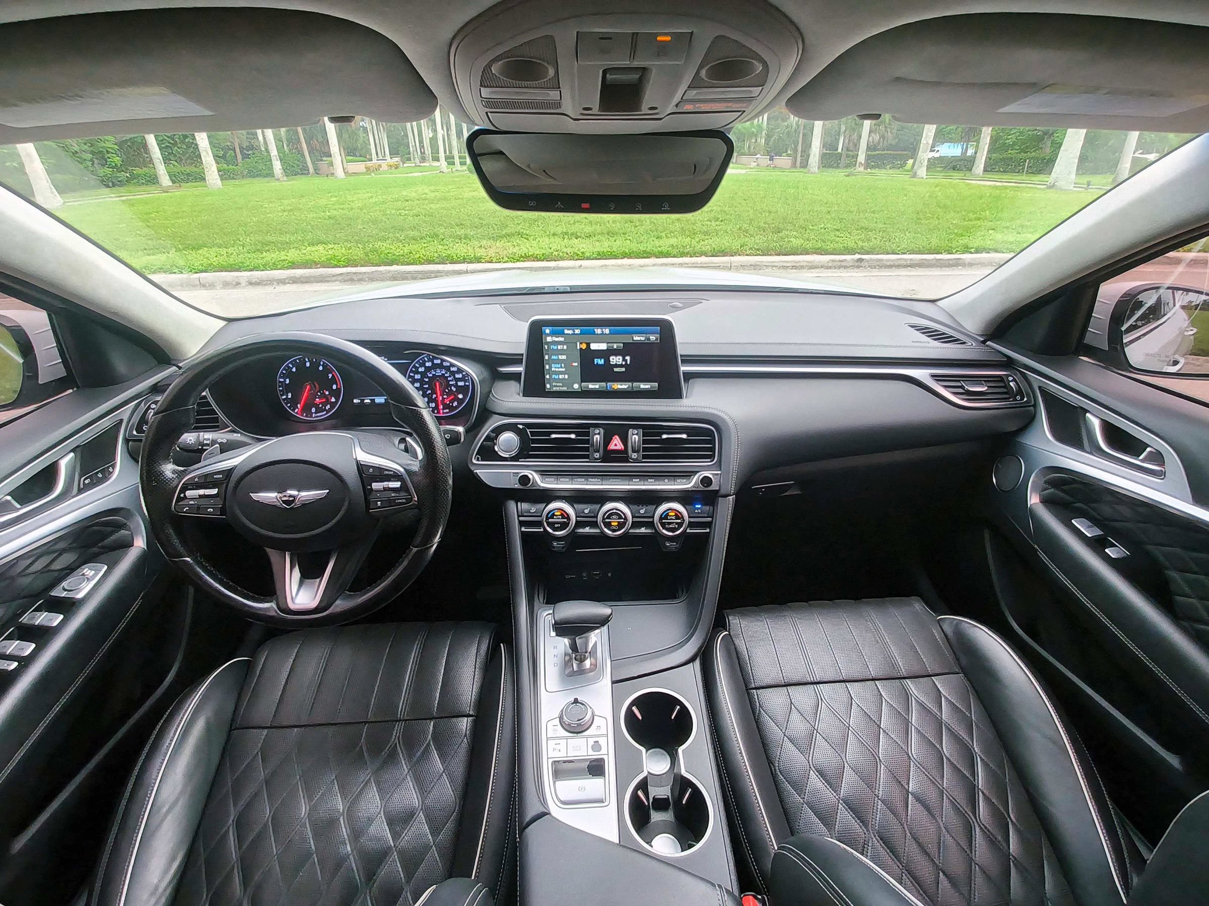 Used 2019 Genesis G70 2.0T Advanced w/ Dynamic Package RWD image 11