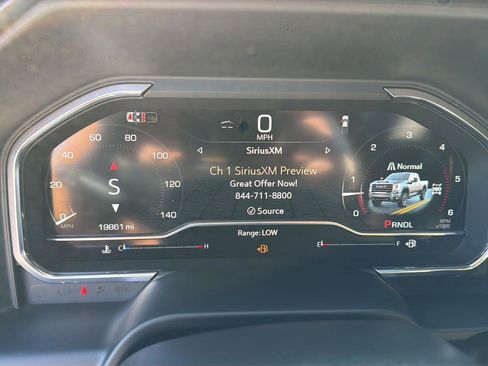 Used 2024 GMC Sierra 2500 AT4 w/ AT4 Premium Plus Package image 15