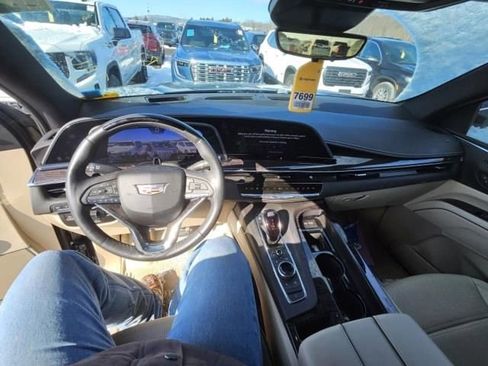 Used 2023 Cadillac Escalade ESV Premium Luxury w/ Performance Package image 2