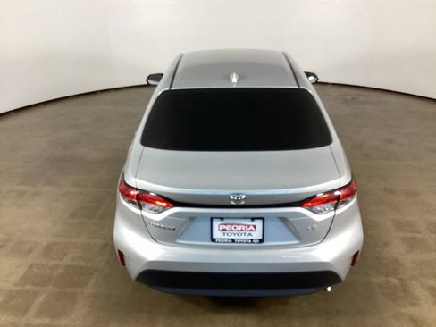 Used 2023 Toyota Corolla LE FWD image 7