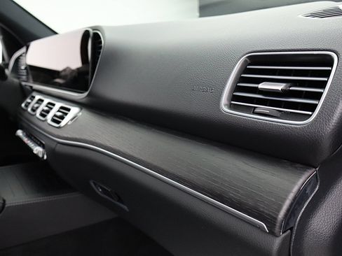 Used 2024 Mercedes-Benz GLE 580 4MATIC w/ Night Package image 24