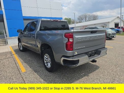 Used 2023 Chevrolet Silverado 1500 LT AWD/4WD image 9