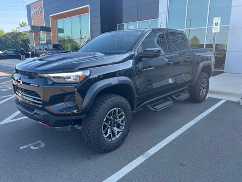 Used 2024 Chevrolet Colorado ZR2 w/ Safety Package AWD/4WD image 3