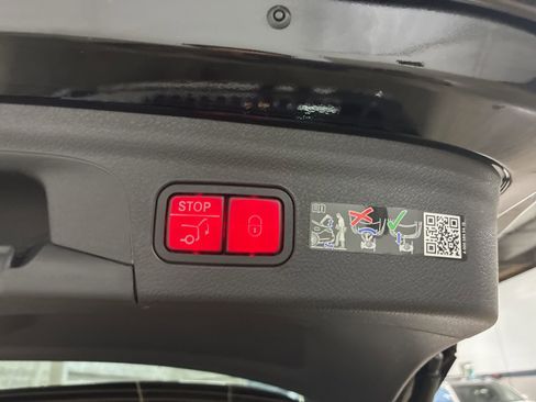 New 2026 Mercedes-Benz GLE 350 4MATIC image 8