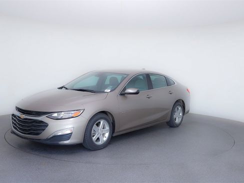 Used 2023 Chevrolet Malibu LT image 14