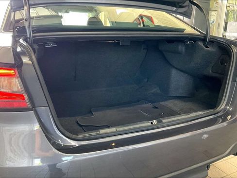 Used 2025 Subaru Legacy Premium AWD/4WD image 18