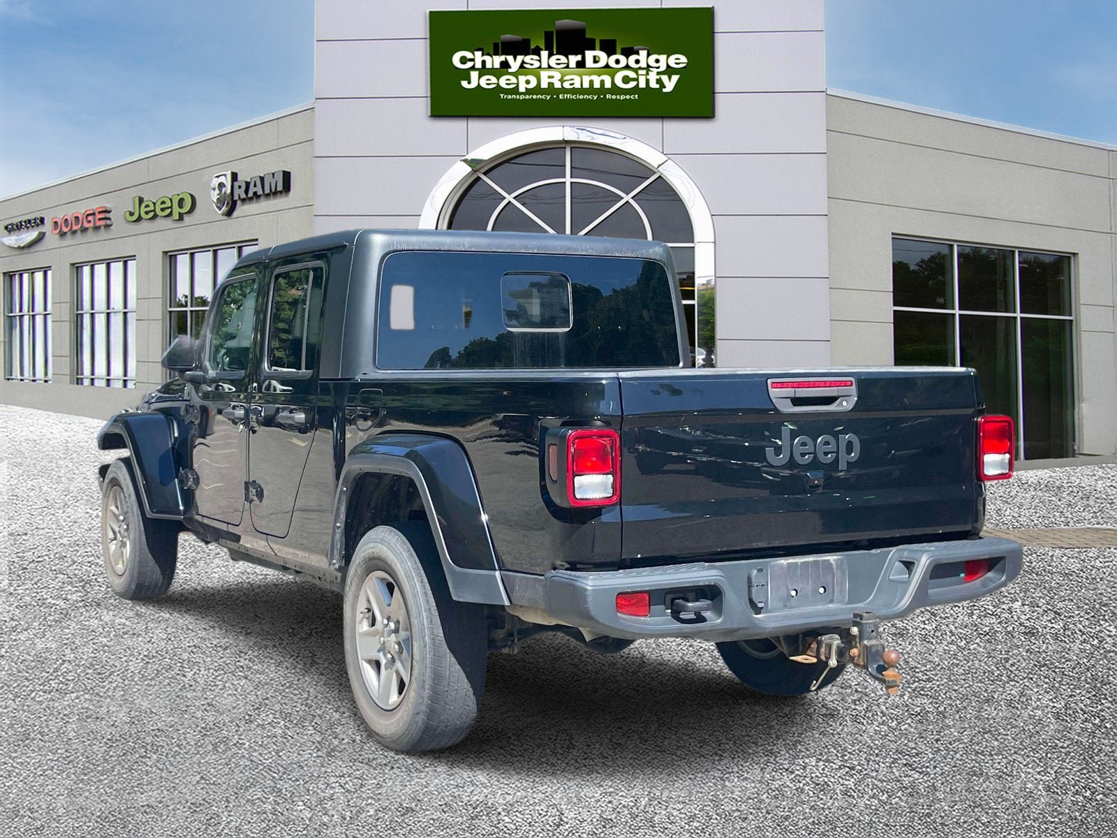 Used 2022 Jeep Gladiator Sport AWD/4WD image 8
