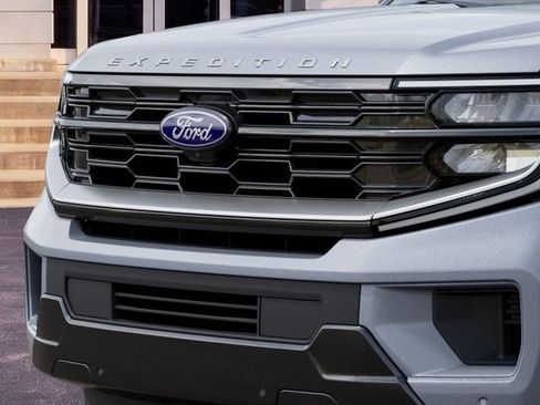 New 2027 Ford Expedition Max Platinum w/ Driver's Package AWD/4WD image 17